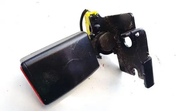Volvo V40 Rear seatbelt buckle 31292085