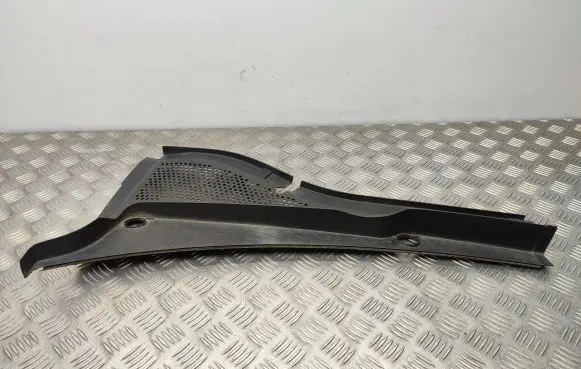 Volkswagen Golf VII Wiper trim 5G1819403A