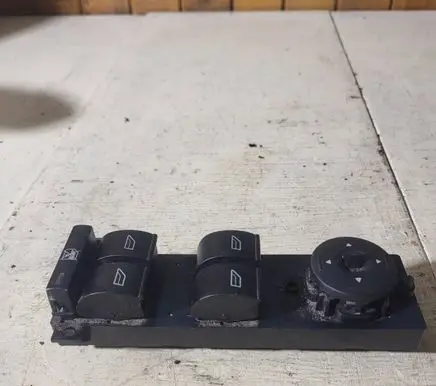 Electric window control switch