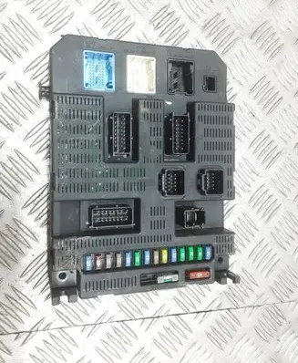 Citroen C3 Fuse module 9659285680