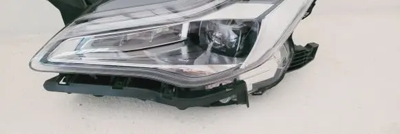 Maserati Quattroporte Headlight/headlamp 00670100617 03082018 L90139559