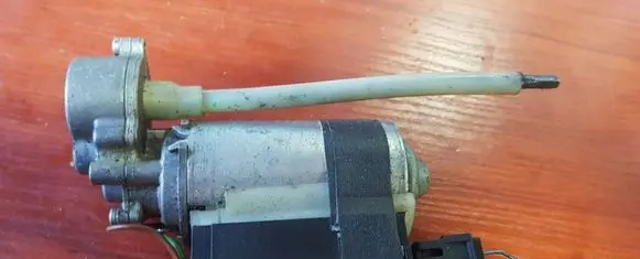 BMW X5 E53 Steering column adjust motor 67648360229