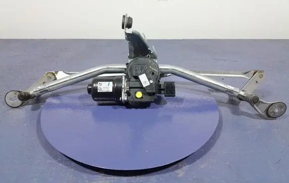 BMW X7 G07 Front wiper linkage and motor 9880517