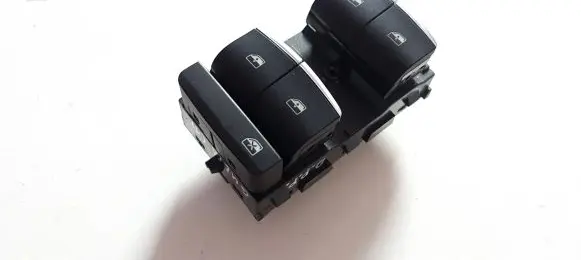 Alfa Romeo Giulia Electric window control switch 01561291730