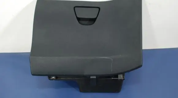 Ford Fiesta Glove box
