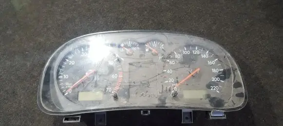 Volkswagen Golf IV Speedometer (instrument cluster) 1J0919860