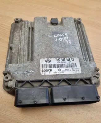 Volkswagen Golf V Engine control unit/module 03G906016CB 0281011900 1039S06216