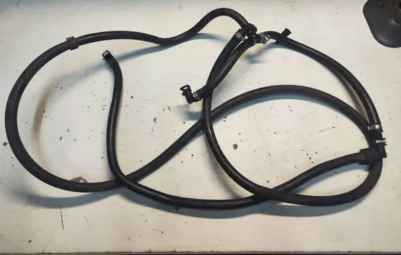 Audi A4 S4 B8 8K Headlight washer hose/pipe 