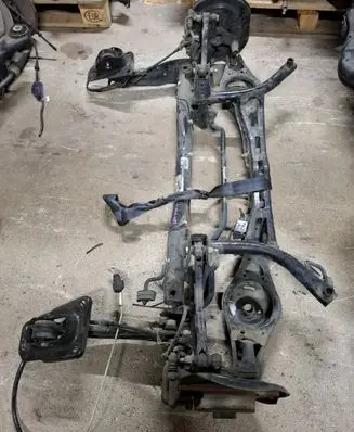 Volkswagen Touran II Rear subframe 