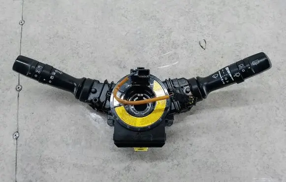 KIA Ceed Wiper turn signal indicator stalk/switch 