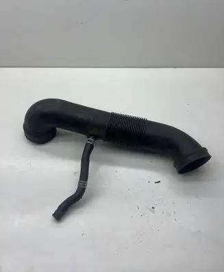 Opel Vectra C Air intake hose/pipe 9177095 37756 50106E