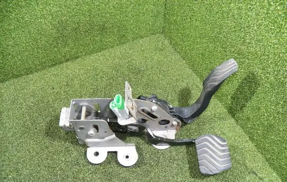 Renault Espace V (RFC) Brake pedal 465011585R 180027890R 253205824R