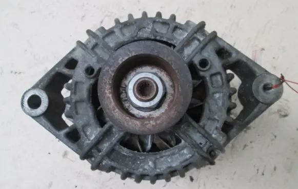 Opel Tigra A Generator/alternator