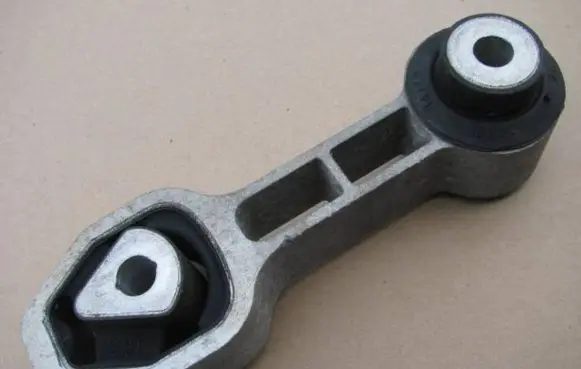Fiat Panda III Gearbox mounting bracket 51930158