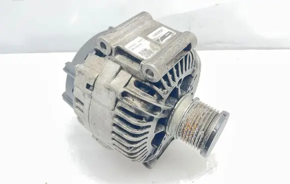 Mercedes-Benz ML W164 Generator/alternator LRA03071
