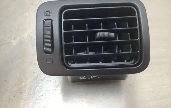 Subaru Forester SG Dashboard side air vent grill/cover trim PPTD20