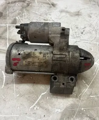 BMW 3 F30 F35 F31 Starter motor 8571905 20140207 0001172407