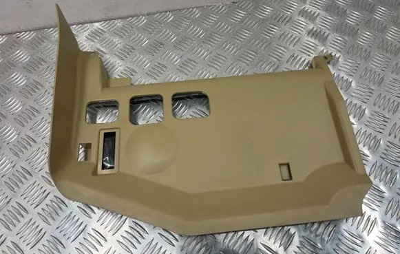 Dashboard lower bottom trim panel