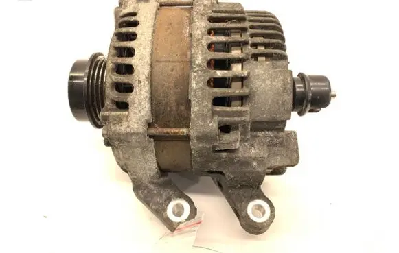 Ford Escape III Generator/alternator CJ5T10300FA