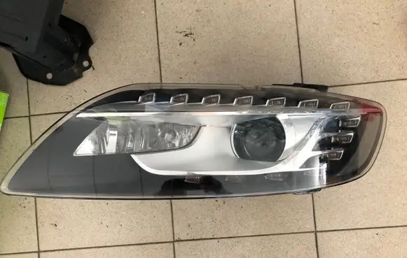 Audi Q7 4L Headlight/headlamp 4L0941003AD 89321251