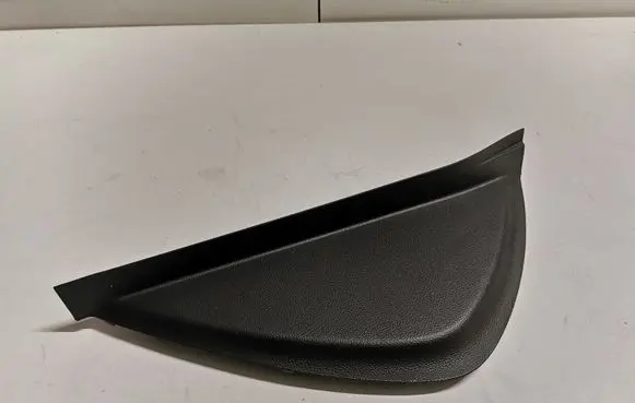 Buick Encore I Dashboard side end trim