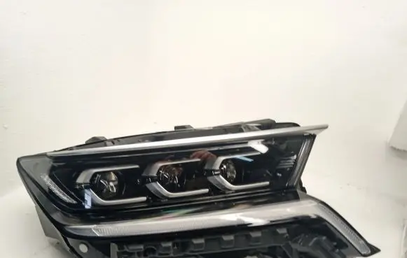 KIA Sorento IV Headlight/headlamp 92102P2130