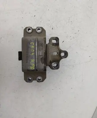 Volkswagen Caddy Engine mount bracket 1K0199555