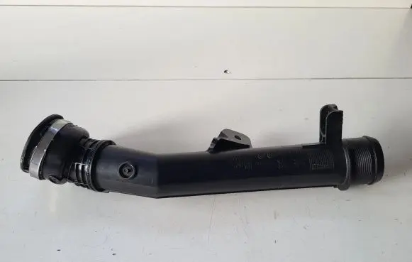 Citroen DS3 Air intake duct part 9831710780