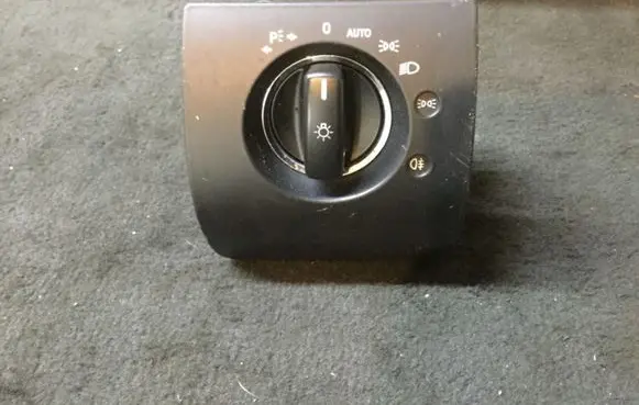 Mercedes-Benz ML W164 Light switch A1645453704