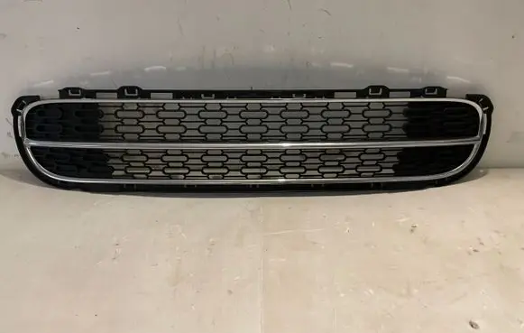 Mini One - Cooper Clubman R55 Front bumper lower grill