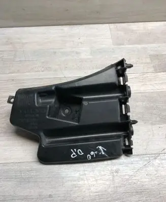 Volvo V60 Front bumper mounting bracket 30796626 BP8BA