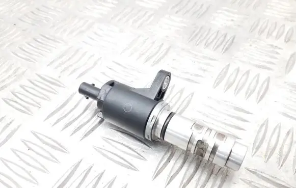 Volkswagen Golf VII Camshaft position sensor 04E906455AC