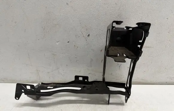 BMW 3 F30 F35 F31 Headlight/headlamp mounting bracket 98854060309 Z140MB0 17023811