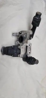 Jaguar XE EGR valve G4D3-9D475-AA 704924050