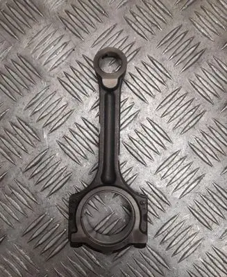Dacia Sandero Connecting rod/conrod 