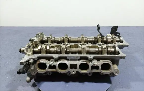 KIA Sportage Engine head 