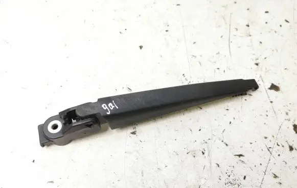 Peugeot 108 Rear wiper blade arm