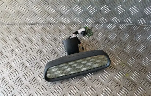 Rear view mirror (interior)