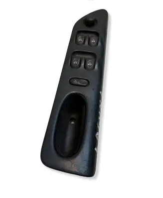 Renault Laguna I Electric window control switch 7701699599