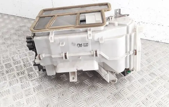 Honda Legend III KA9 Interior heater climate box assembly housing 1167003910