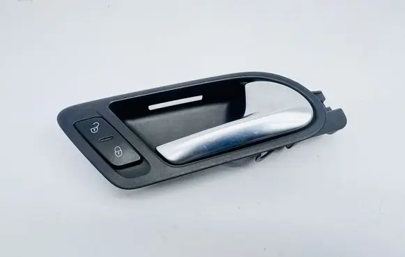 Volkswagen Tiguan Front door interior handle 5N2837114