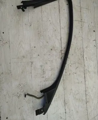 Opel Insignia B Front door glass trim molding 39144812