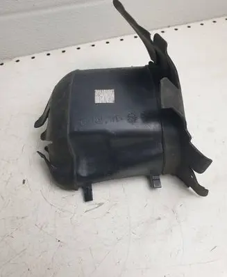 Volvo XC60 Intercooler air channel guide 31294171 M0N7A
