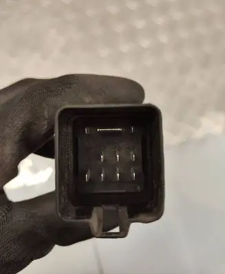 Glow plug pre-heat relay