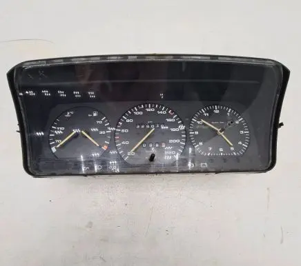 Volkswagen PASSAT B3 Speedometer (instrument cluster) 5220029110