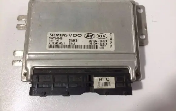 Hyundai Matrix Engine control unit/module 3910523671