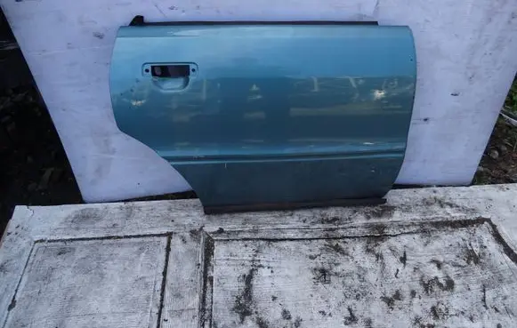 Audi A4 S4 B5 8D Rear door