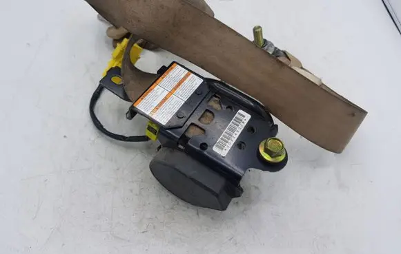 Honda Accord Front seatbelt J0ZZ460ZM 6023603