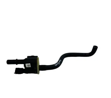 Chrysler Pacifica Breather valve 04627694AB
