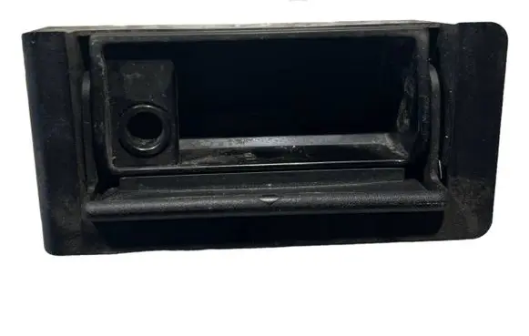 Ashtray (front)